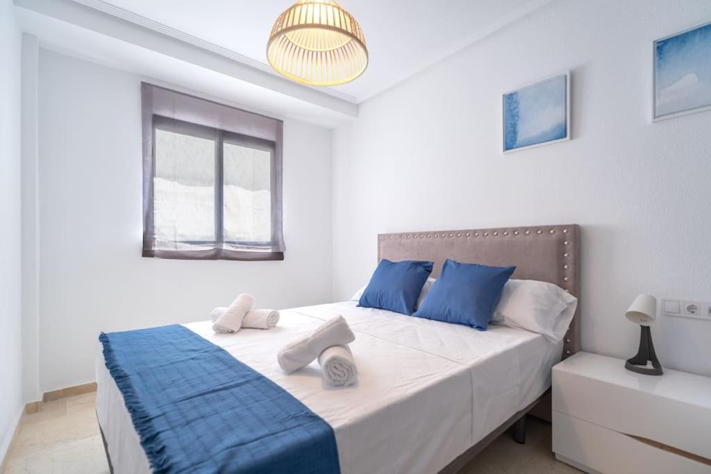 Amplio Apartamento 2 Dormitorios Cerca De La Playa Alicante Eksteriør bilde