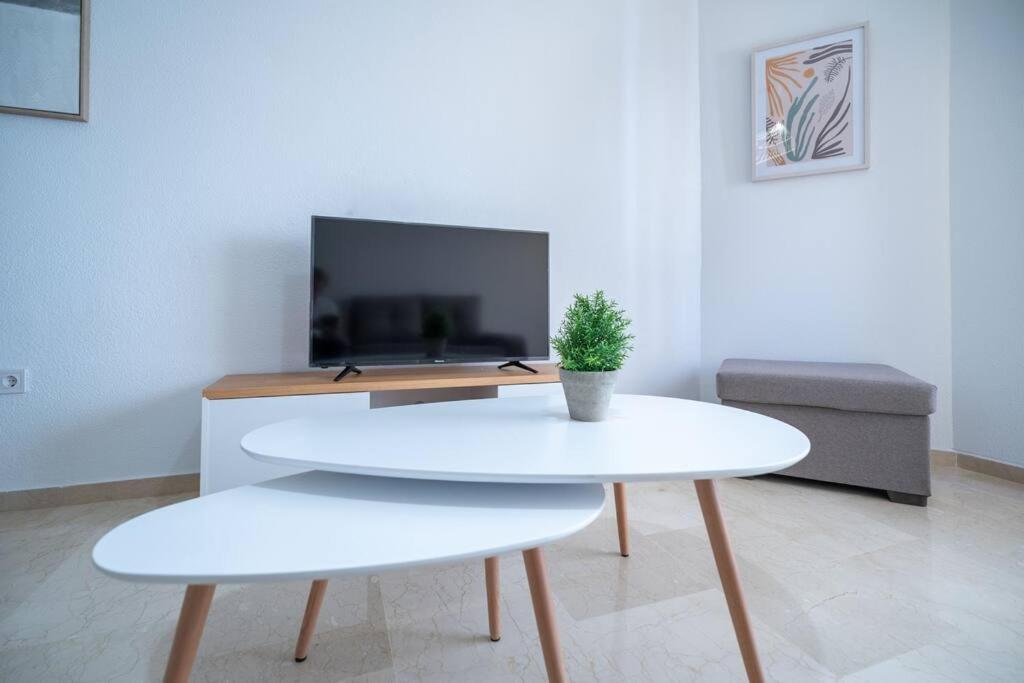Amplio Apartamento 2 Dormitorios Cerca De La Playa Alicante Eksteriør bilde